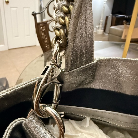 ?? HOST PICK ??  La Victoire Silver tote main image 9